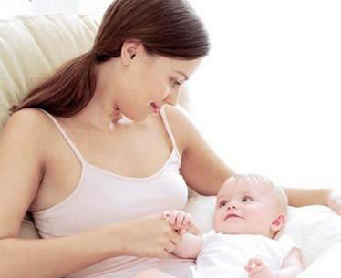 坐月子期間老是口渴是正?，F(xiàn)象嗎     坐月子口渴怎么補(bǔ)水