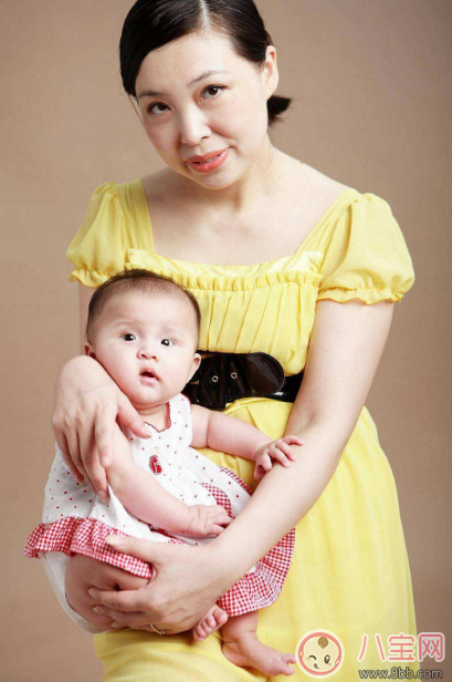 高齡產(chǎn)婦生孩子會遇見這樣一些危險(xiǎn) 懷孕年紀(jì)大危害 高齡產(chǎn)婦生孩子會遇見這樣一些危險(xiǎn) 懷孕年紀(jì)大危害