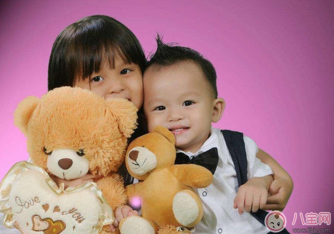 養(yǎng)一個(gè)孩子好還是兩個(gè)孩子好 養(yǎng)一個(gè)孩子和兩個(gè)孩子的區(qū)別 養(yǎng)一個(gè)孩子好還是兩個(gè)孩子好 養(yǎng)一個(gè)孩子和兩個(gè)孩子的區(qū)別