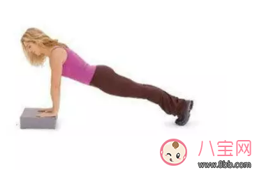 不用做豐胸手術(shù) 簡(jiǎn)單運(yùn)動(dòng)豐胸最靠譜 不用做豐胸手術(shù) 簡(jiǎn)單運(yùn)動(dòng)豐胸最靠譜