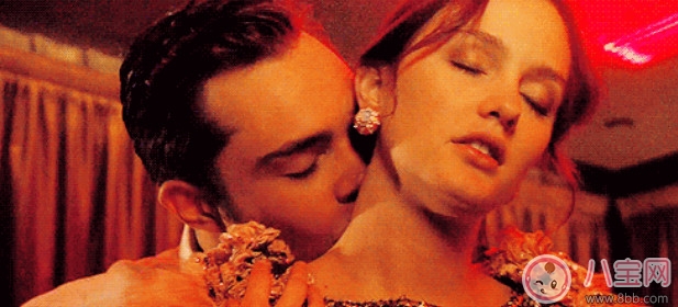 2017國(guó)際接吻日7月6日星期四 接吻技巧大全(別說(shuō)話(huà)吻我)