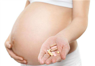 孕婦能食用維他命嗎？孕婦如何攝取維他命