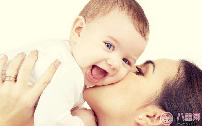 懷孕初期補(bǔ)充什么葉酸 懷孕媽媽營(yíng)養(yǎng)補(bǔ)充健康攻略 懷孕初期補(bǔ)充什么葉酸 懷孕媽媽營(yíng)養(yǎng)補(bǔ)充健康攻略