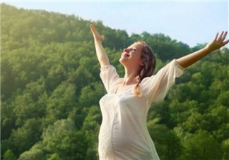 孕婦曬太陽的最佳時(shí)間 孕婦曬太陽的最佳位置(曬肚子)