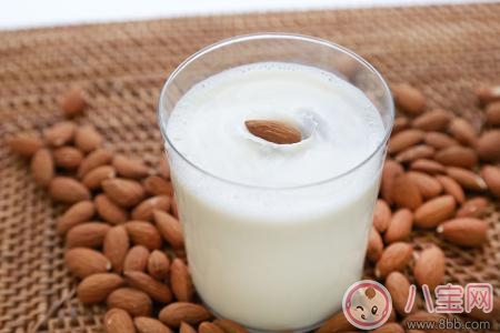素食孕媽補(bǔ)鈣 喝牛奶杏仁美味又營養(yǎng)