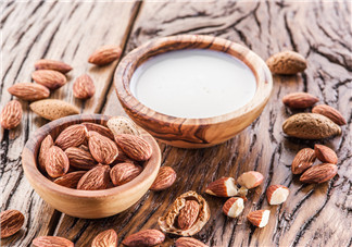 素食孕媽補(bǔ)鈣 喝牛奶杏仁美味又營(yíng)養(yǎng)