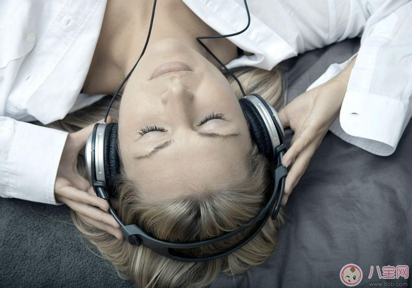 懷孕單側(cè)耳鳴很久正常嗎 懷孕耳鳴對胎兒的影響是什么