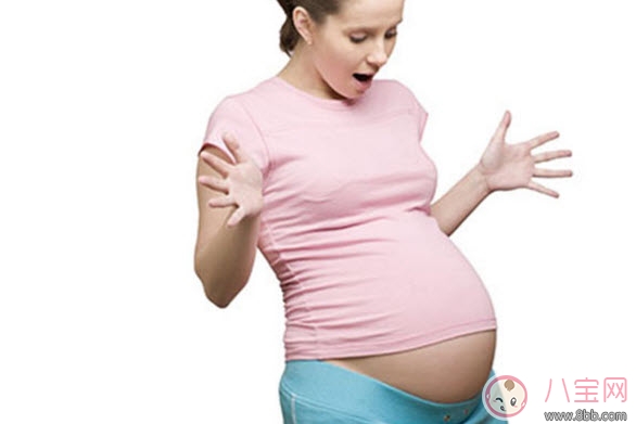 胎動(dòng)的感覺有哪幾種，各種胎動(dòng)代表什么意思(寶寶在說話)