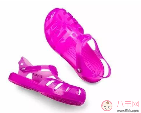 在外面住酒店怎么才覺得安心 帶孩子出門住酒店必備物品