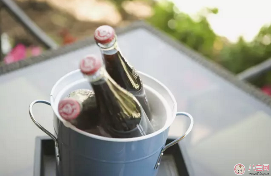 產(chǎn)后想靠網(wǎng)紅減脂可樂減肥靠譜嗎？網(wǎng)紅減脂可樂真能越喝越瘦？