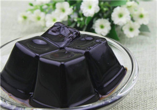 女性適合的中藥零食吃法有講究  食用有哪些注意事項