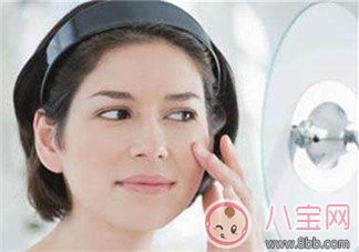 照顧寶貝太辛苦 寶媽如何預(yù)防消除眼袋 照顧寶貝太辛苦 寶媽如何預(yù)防消除眼袋