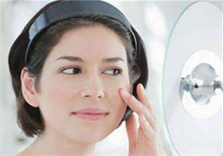 照顧寶貝太辛苦  寶媽如何預(yù)防消除眼袋