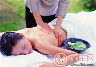 胸部大小很重要  乳房如何影響女性