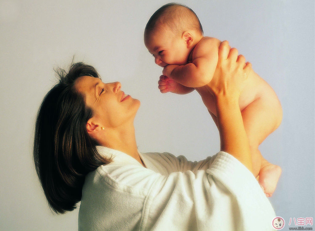 乳腺癌早期的癥狀 孕后如何預防乳腺癌 