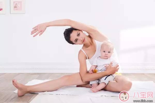 產(chǎn)后嚴(yán)重脫發(fā)怎么辦  全方面治療是關(guān)鍵