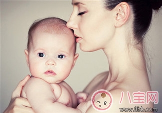 夏季母乳喂養(yǎng)的方法 母乳喂養(yǎng)的常見問題