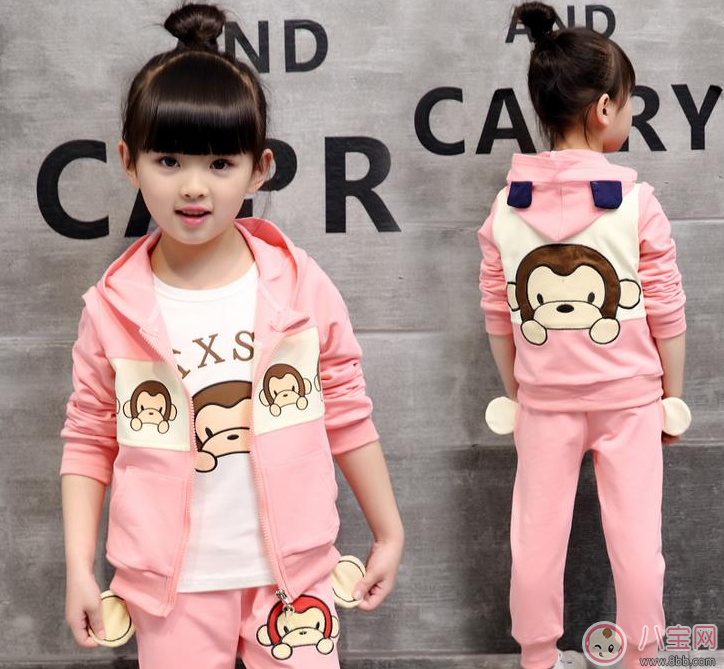 秋季常變天怕寶寶著涼怎么辦 一件外套解決你所有煩惱