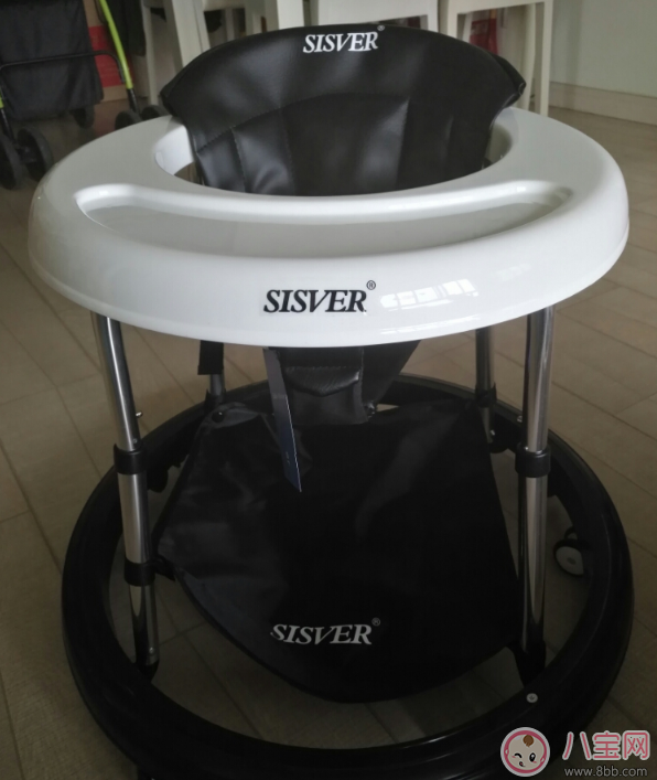 孩子學(xué)走路學(xué)步機(jī)怎么選 7-18月嬰兒學(xué)步車試用測評(píng)