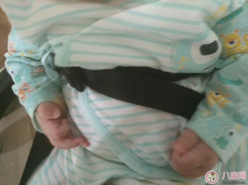 孩子學(xué)走路學(xué)步機(jī)怎么選 7-18月嬰兒學(xué)步車試用測評(píng)