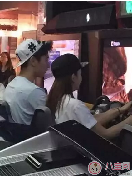 于小彤竟然單身 到底是誰套出他的話的呢？