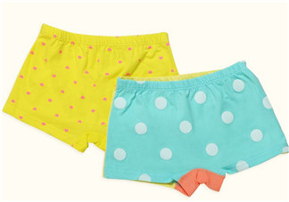 寶寶穿的內褲有甲醛嗎 寶寶應該多大開始穿內褲