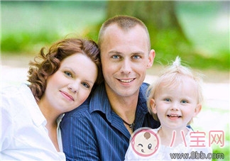 國(guó)慶節(jié)帶寶寶出游 必帶嬰兒用品清單