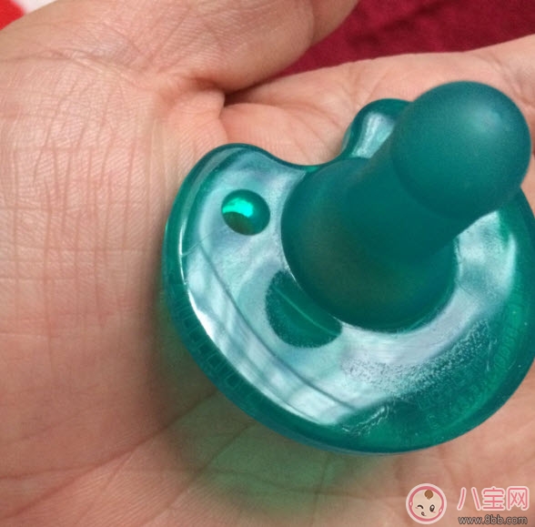 新安怡3號安撫奶嘴怎么樣 新安怡綠色安撫奶嘴好用嗎