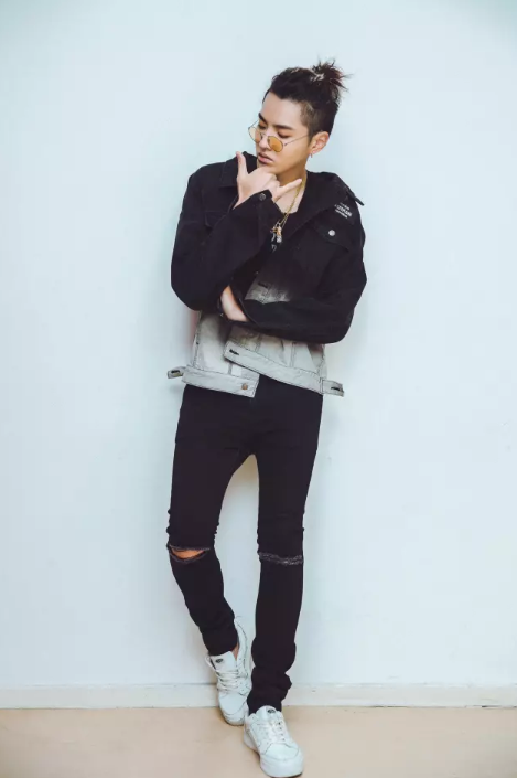 吳亦凡菠蘿頭高清圖 菠蘿頭雷人嗎？