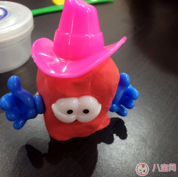 寶寶喜歡玩黏土 卡樂淘親子黏土測評 寶寶喜歡玩黏土 卡樂淘親子黏土測評