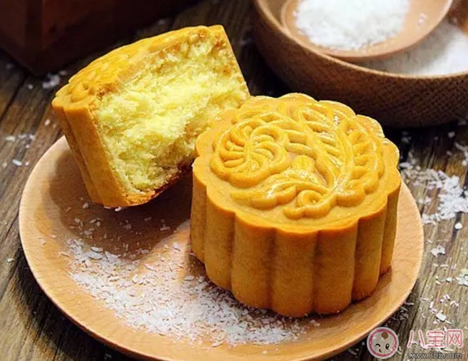 懷孕早期可以吃月餅嗎 孕婦能吃蛋黃白蓮蓉月餅嗎 懷孕早期可以吃月餅嗎 孕婦能吃蛋黃白蓮蓉月餅嗎