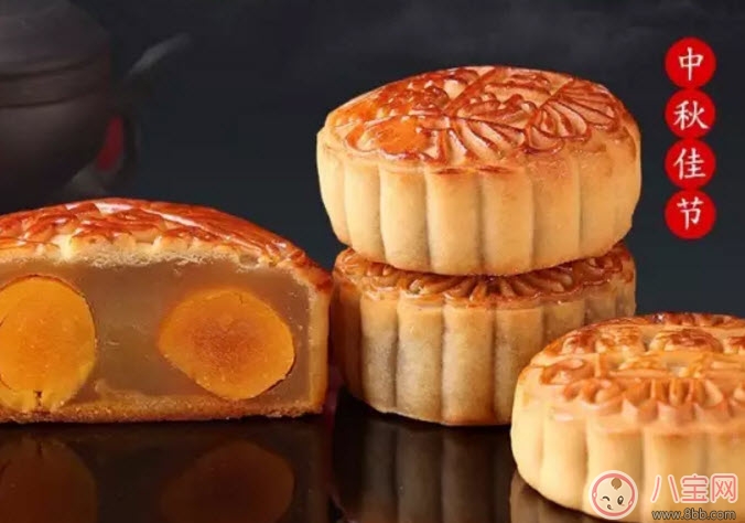 懷孕早期可以吃月餅嗎 孕婦能吃蛋黃白蓮蓉月餅嗎 懷孕早期可以吃月餅嗎 孕婦能吃蛋黃白蓮蓉月餅嗎