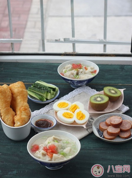 去學(xué)校的時(shí)間太短來(lái)不及吃早餐 孩子快手早餐 去學(xué)校的時(shí)間太短來(lái)不及吃早餐 孩子快手早餐