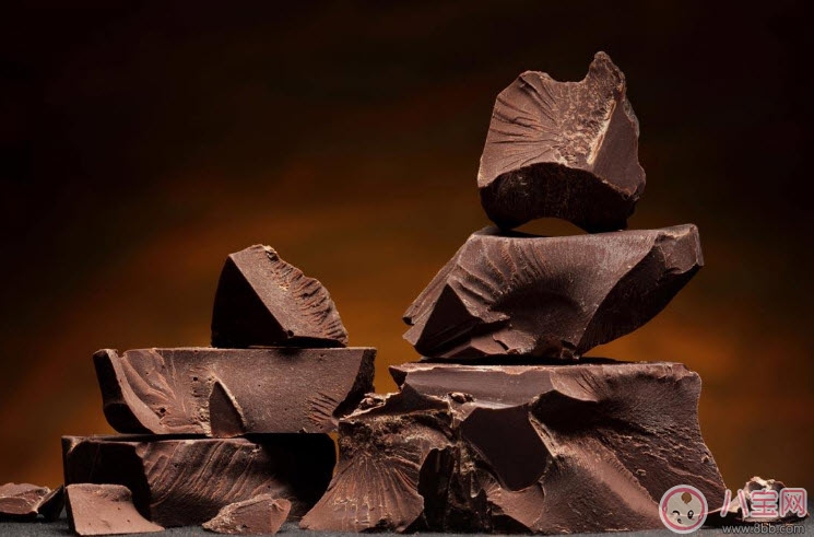 孕婦吃巧克力對胎兒有什么影響嗎 孕婦吃巧克力的注意事項有哪些