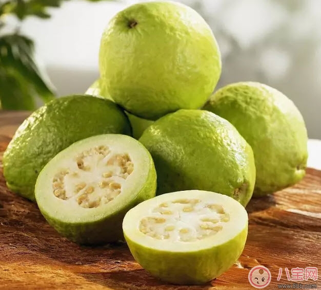 孕婦可以吃紅芭樂嗎 孕婦吃番石榴有哪些好處 孕婦可以吃紅芭樂嗎 孕婦吃番石榴有哪些好處