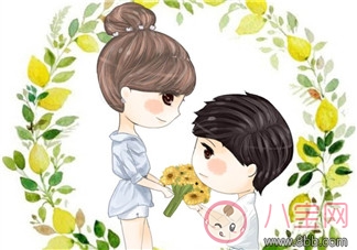 七夕送女朋友什么禮物好?200塊以內(nèi)，在線等，挺急的!