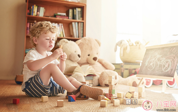 各年齡端小孩子適合玩什么玩具 3-7歲小朋友玩具類型推薦 各年齡端小孩子適合玩什么玩具 3-7歲小朋友玩具類型推薦