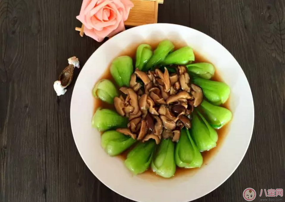 如何保護(hù)寶寶視力 吃這三道菜就夠了