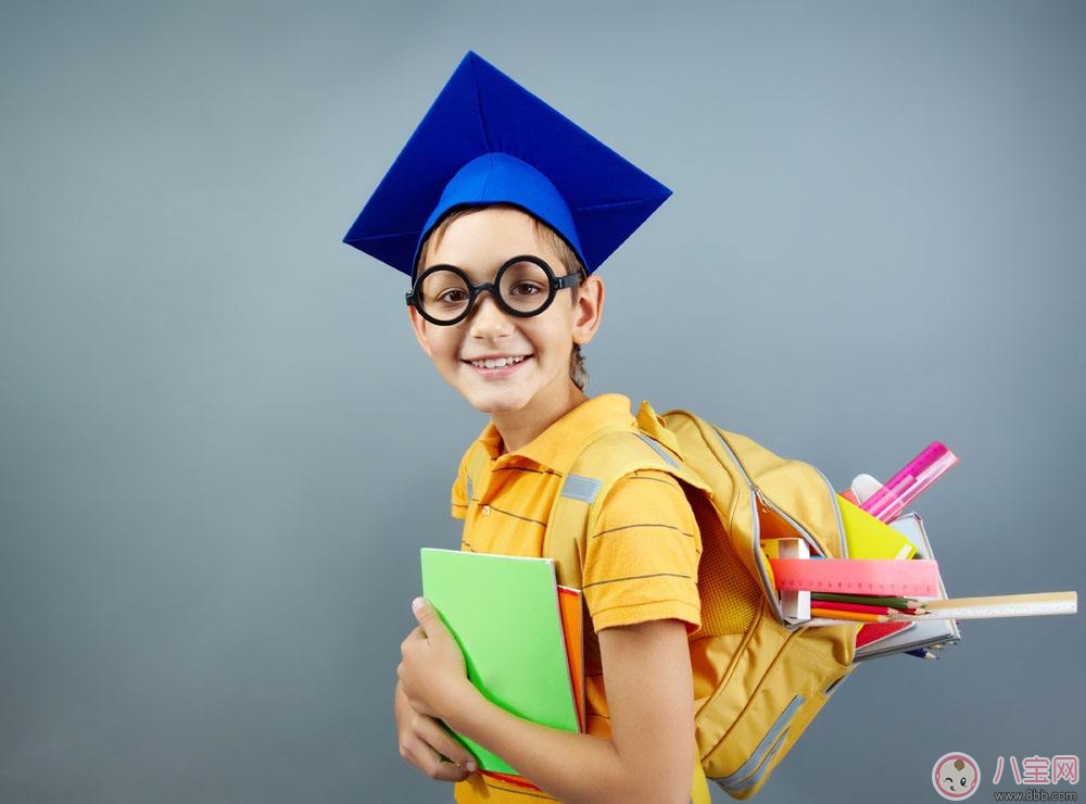 開學(xué)季書包如何挑選  雙肩包VS拉桿包？