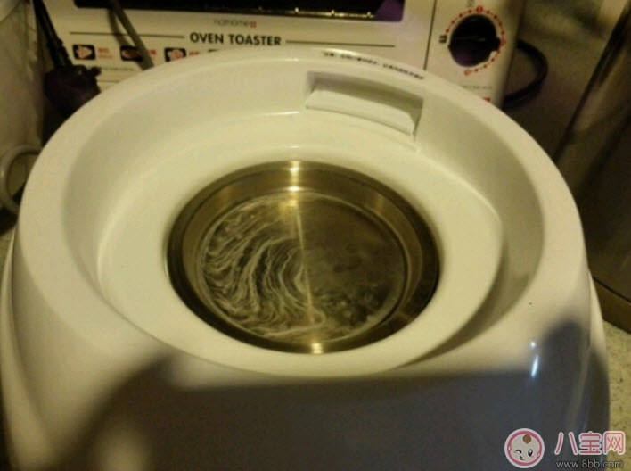 小白熊奶瓶消毒器怎么樣 小白熊嬰兒奶瓶消毒器好用嗎。