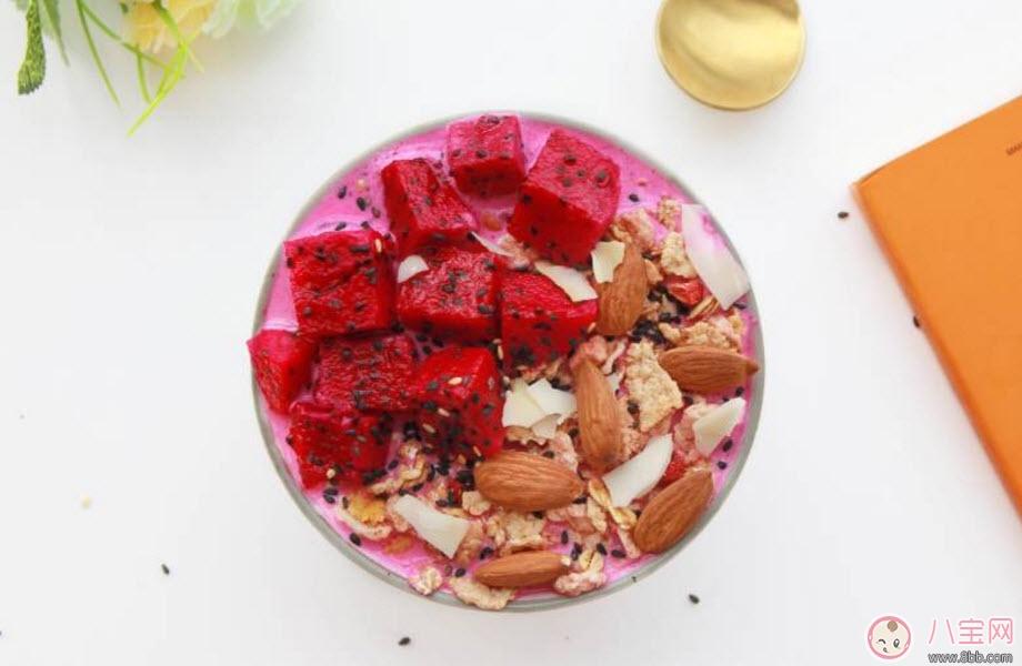 火龍果的籽寶寶能吃嗎 寶寶吃火龍果籽不消化怎么辦 火龍果的籽寶寶能吃嗎 寶寶吃火龍果籽不消化怎么辦