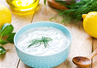 喝酸奶的好處以及注意事項   哪些人不能喝