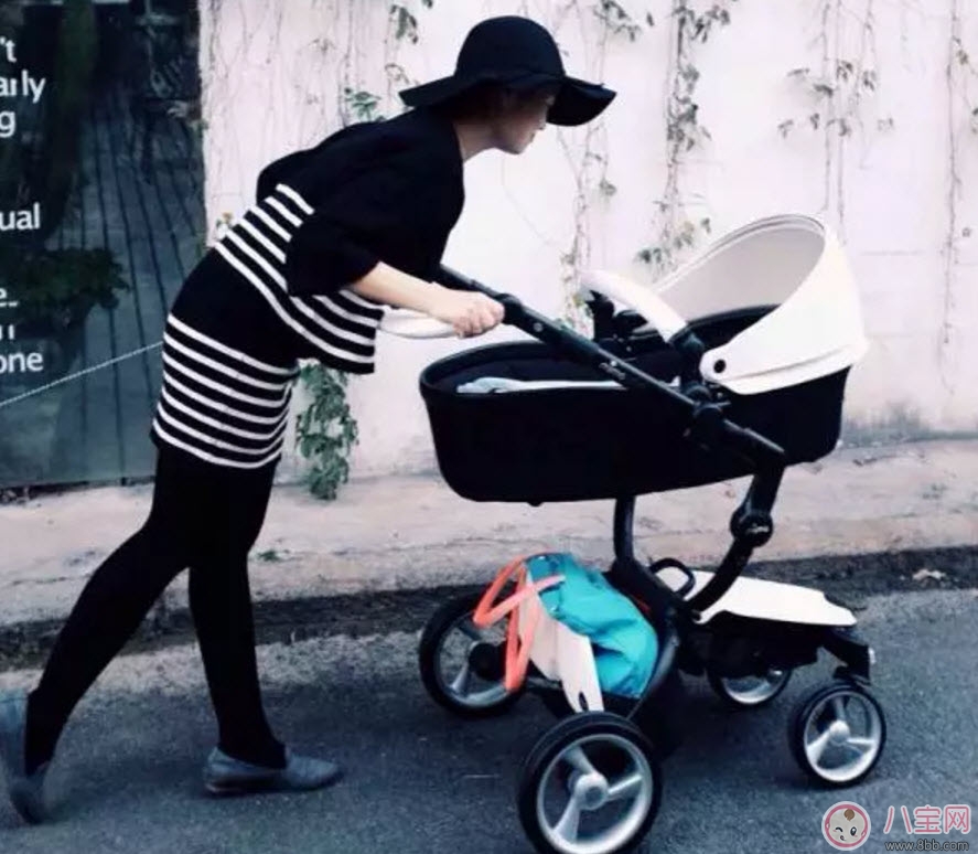 如何選擇寶寶嬰兒車 根據(jù)寶寶年齡選嬰兒車