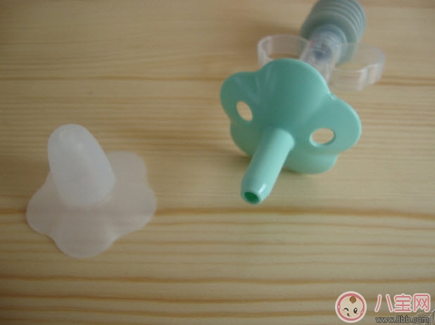 嬰兒喂藥器什么牌子好 小白熊新生兒喂藥器有用嗎 嬰兒喂藥器什么牌子好 小白熊新生兒喂藥器有用嗎