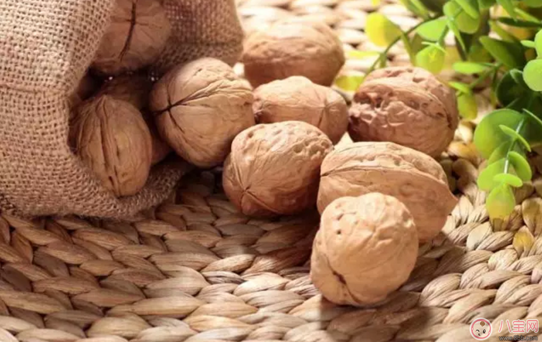 孕期零食吃什么  不能吃的零食知多少