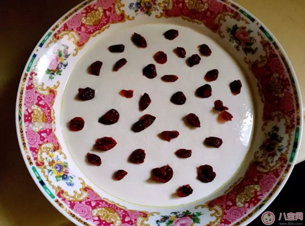 2017三伏天午后營養(yǎng)小甜點(diǎn) 牛奶蔓越莓大米糕 2017三伏天午后營養(yǎng)小甜點(diǎn) 牛奶蔓越莓大米糕