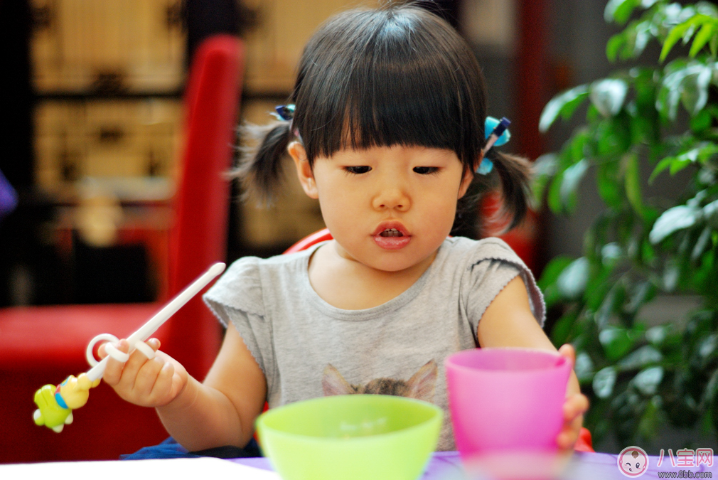 寶寶幾歲用筷子好 寶寶使用筷子推薦