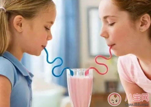 寶寶吃冰淇淋的壞處，孩子怎么吃冷飲才健康