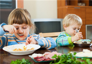 夏季寶寶缺鋅不吃飯 補(bǔ)鋅營(yíng)養(yǎng)食譜來(lái)幫忙