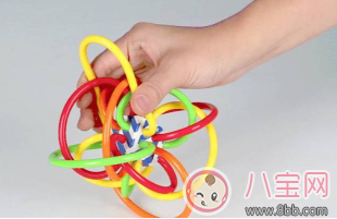 章子怡寶寶同款力推的chewbeads牙膠搖鈴 時尚又安全